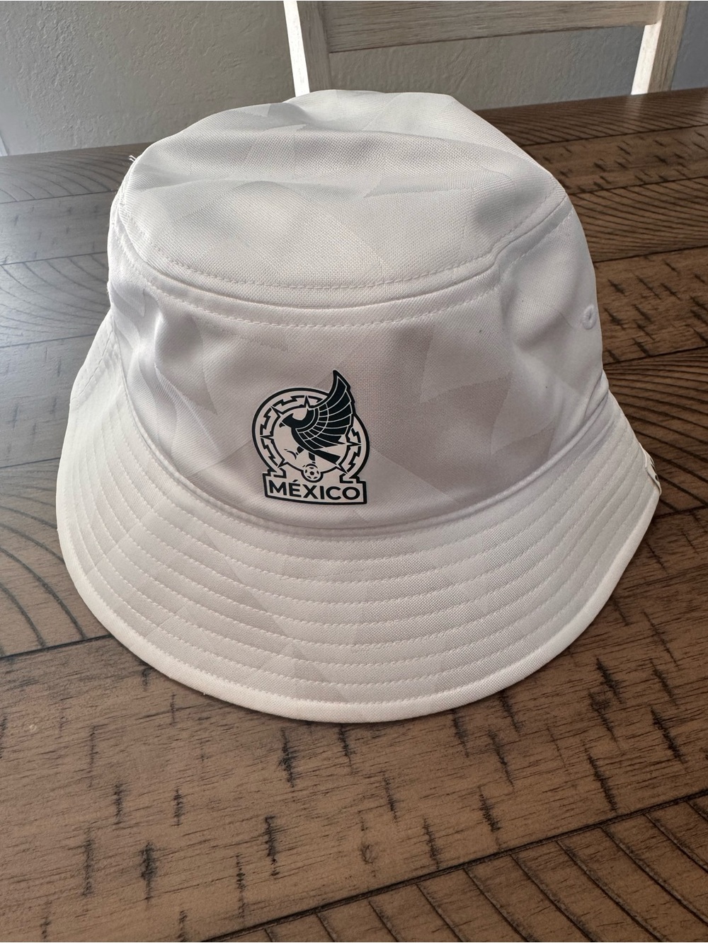 adidas White Bucket Hat - Mexico